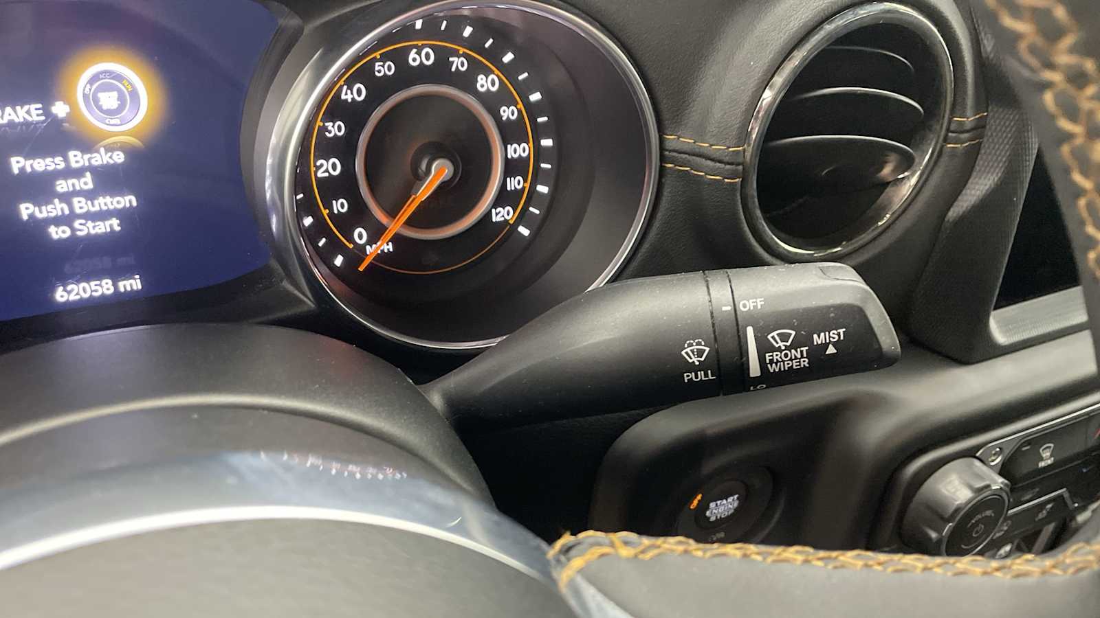 Thumbnail: 2023 Jeep Gladiator - 16