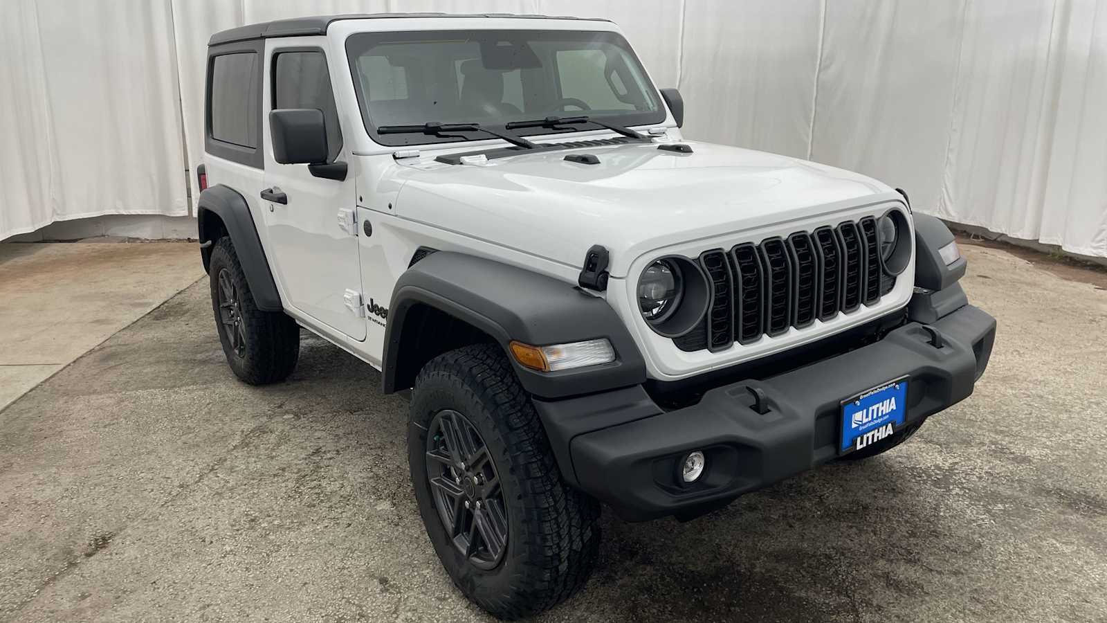 Thumbnail: 2026 Jeep Wrangler - 36