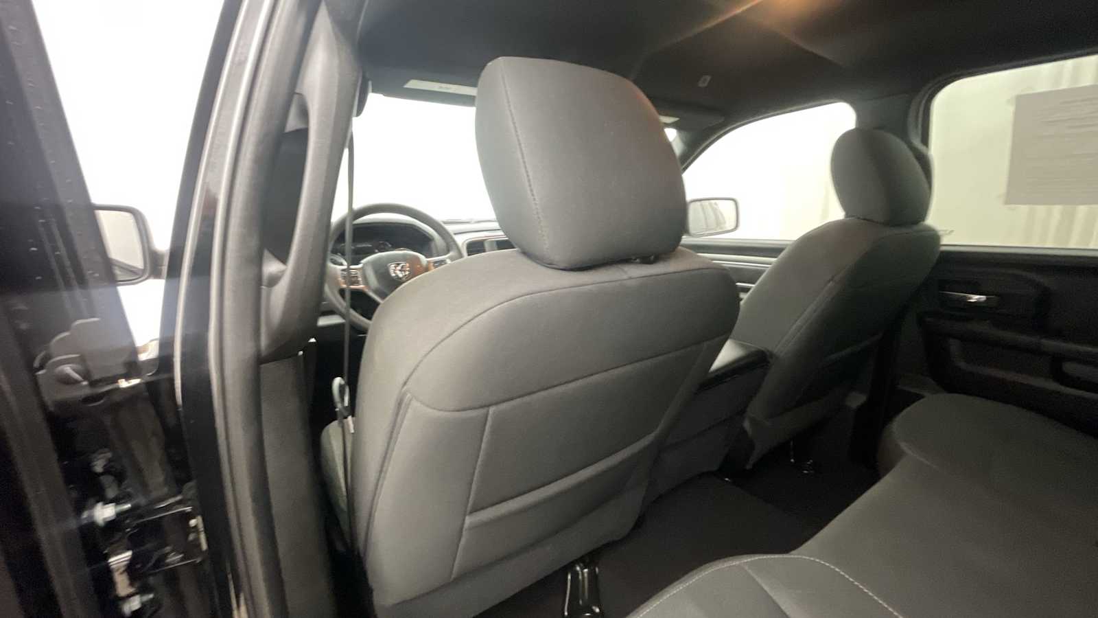 Thumbnail: 2024 RAM 1500 Classic - 8