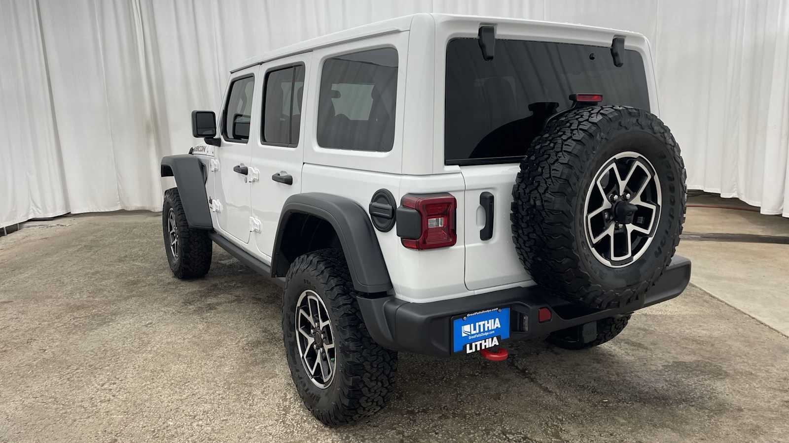 Thumbnail: 2025 Jeep Wrangler - 34