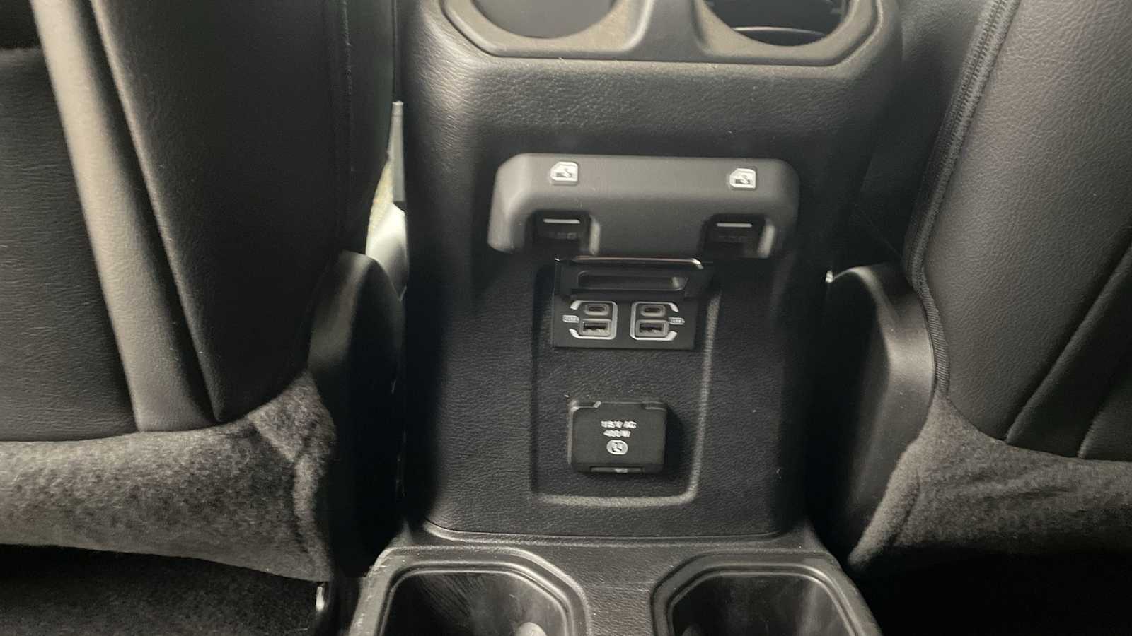 Thumbnail: 2023 Jeep Gladiator - 27