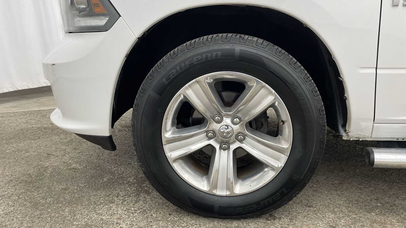 Thumbnail: 2013 RAM 1500 - 39