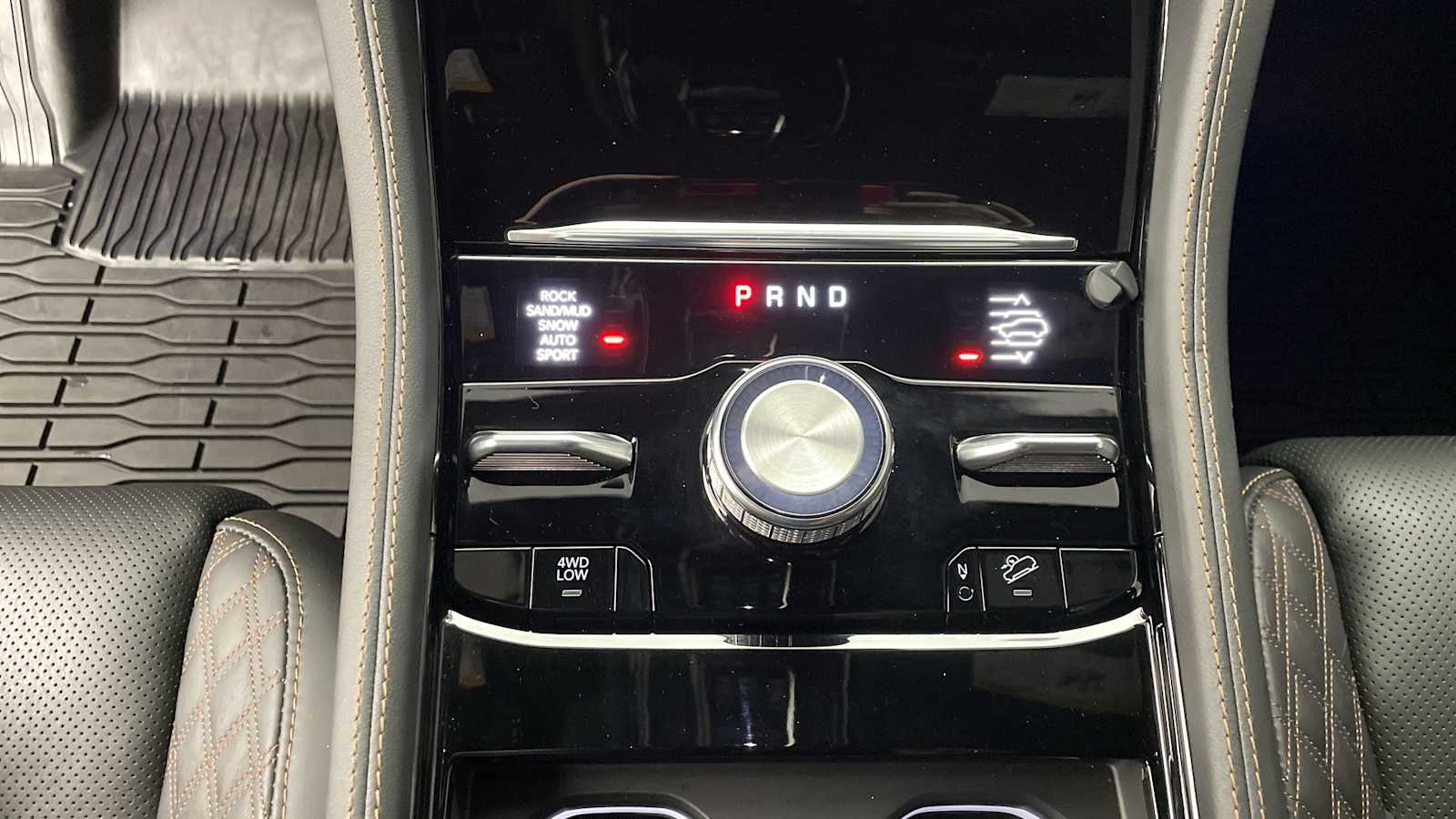 Thumbnail: 2023 Jeep Grand Cherokee - 22