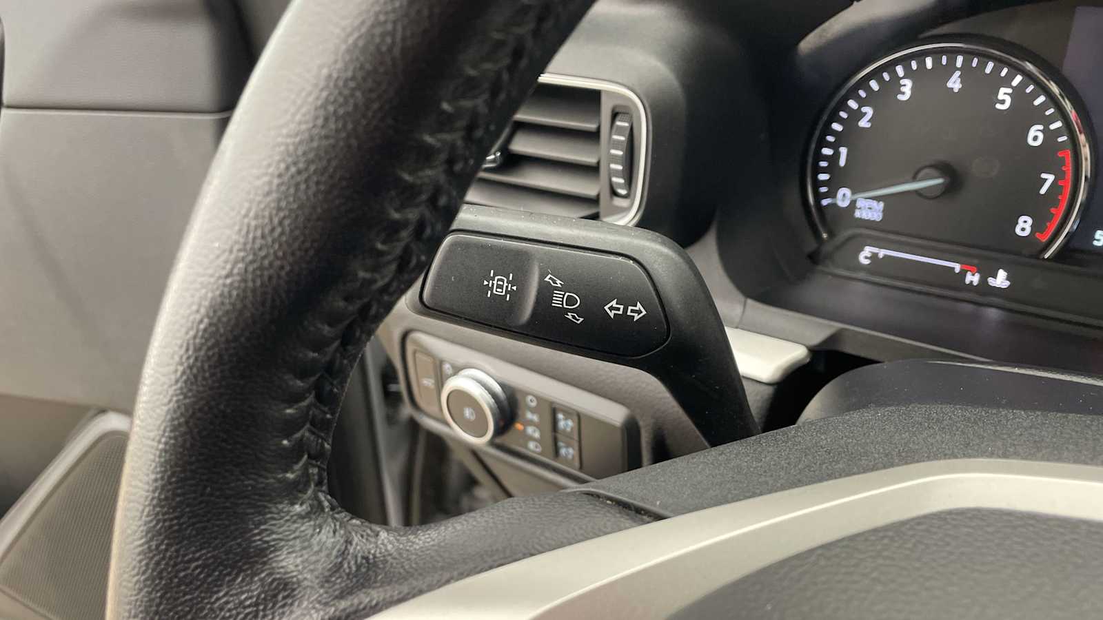 Thumbnail: 2022 Ford Explorer - 19