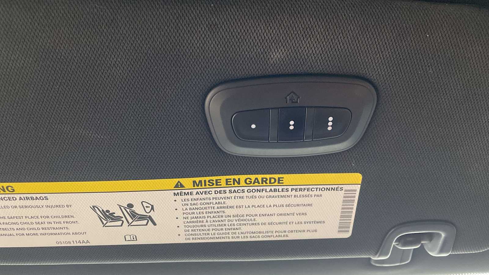 Thumbnail: 2019 Chrysler Pacifica - 23