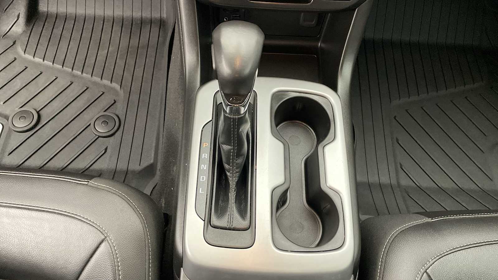 Thumbnail: 2022 Chevrolet Colorado - 20