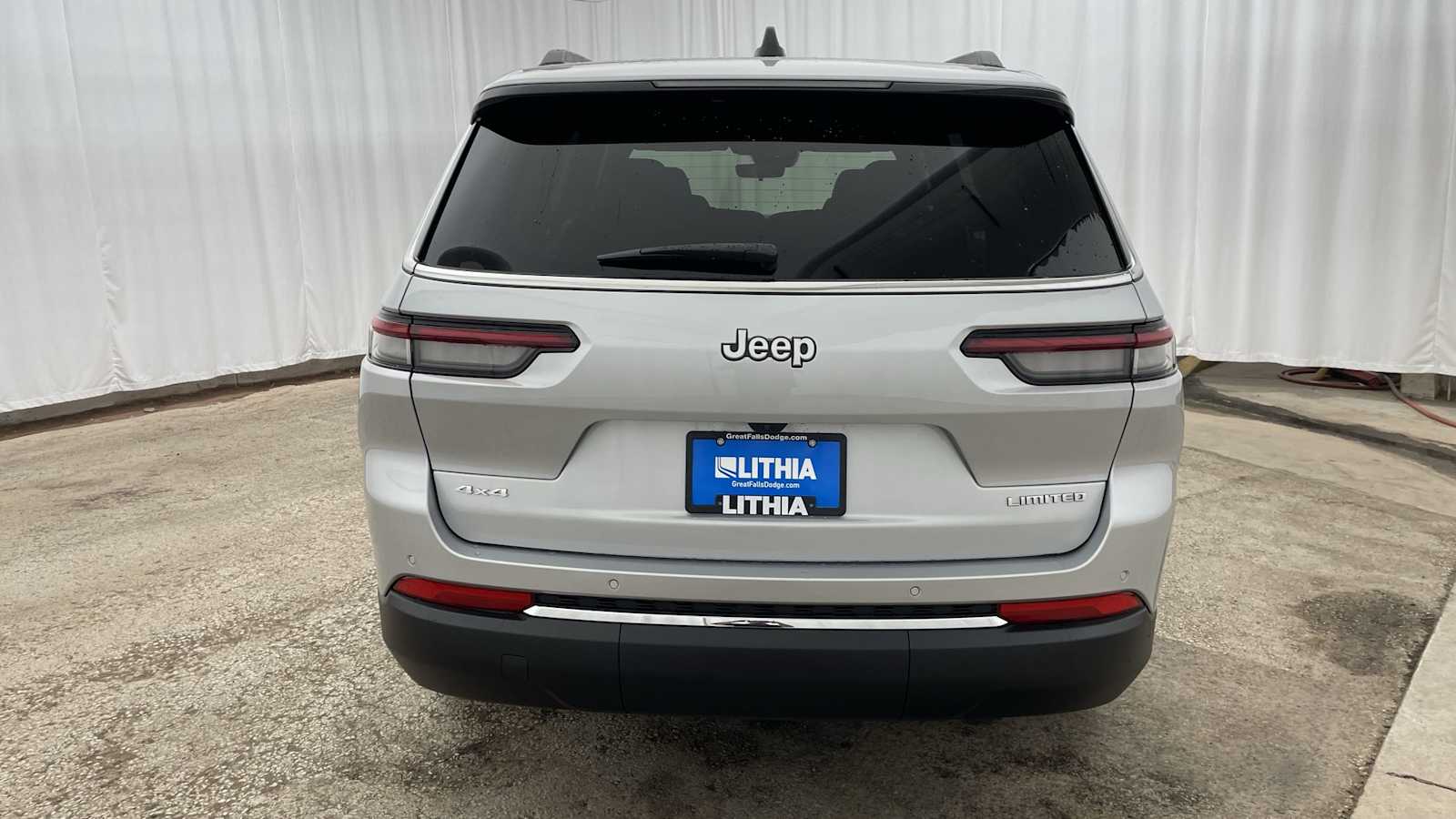 Thumbnail: 2025 Jeep Grand Cherokee - 36