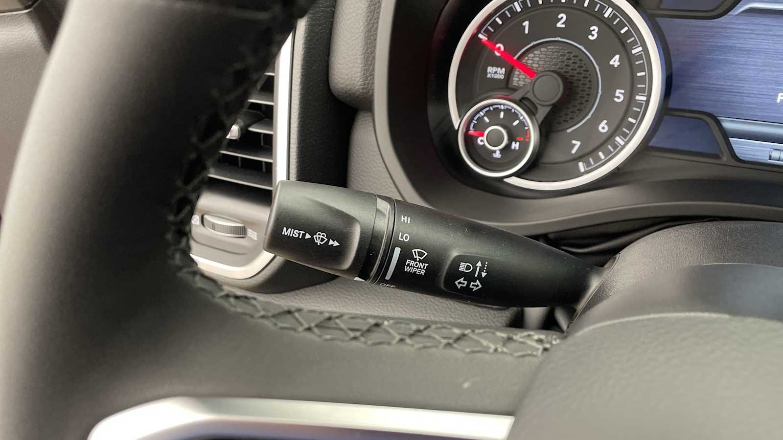 Thumbnail: 2026 RAM 1500 - 15