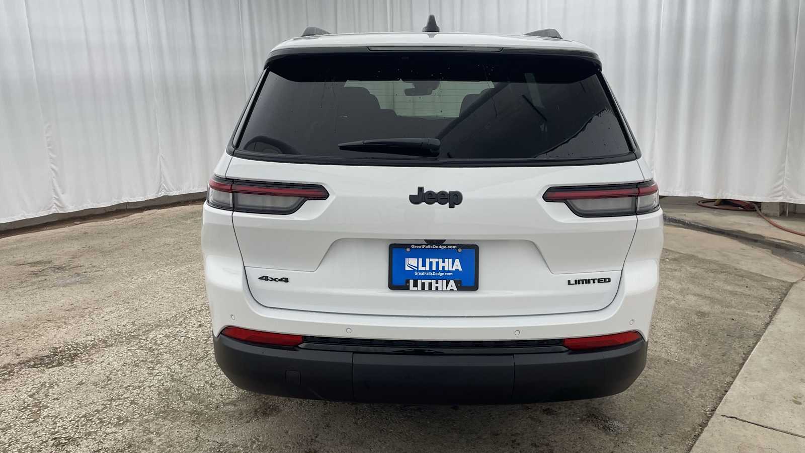 Thumbnail: 2025 Jeep Grand Cherokee - 37