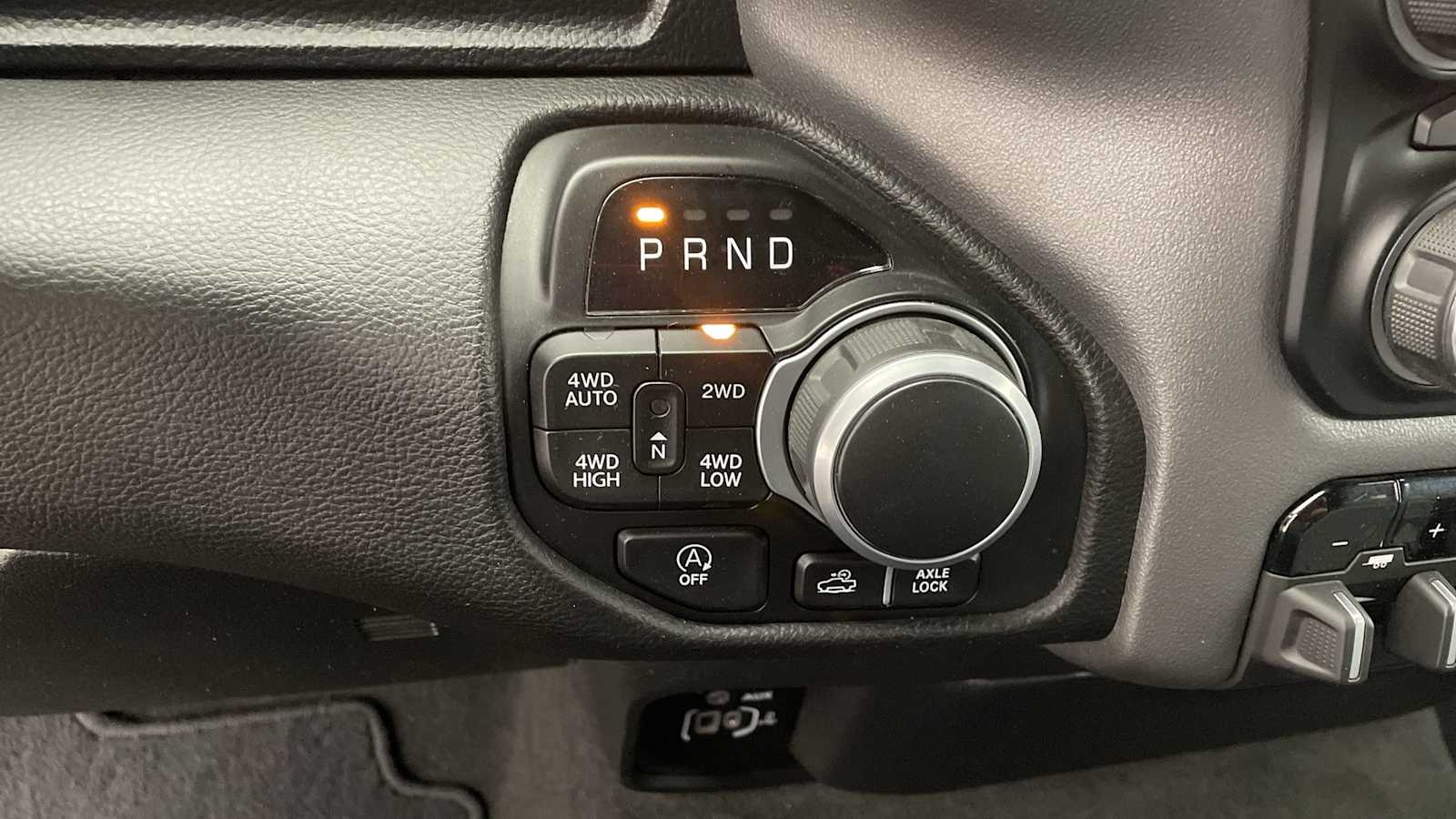 Thumbnail: 2023 RAM 1500 - 18