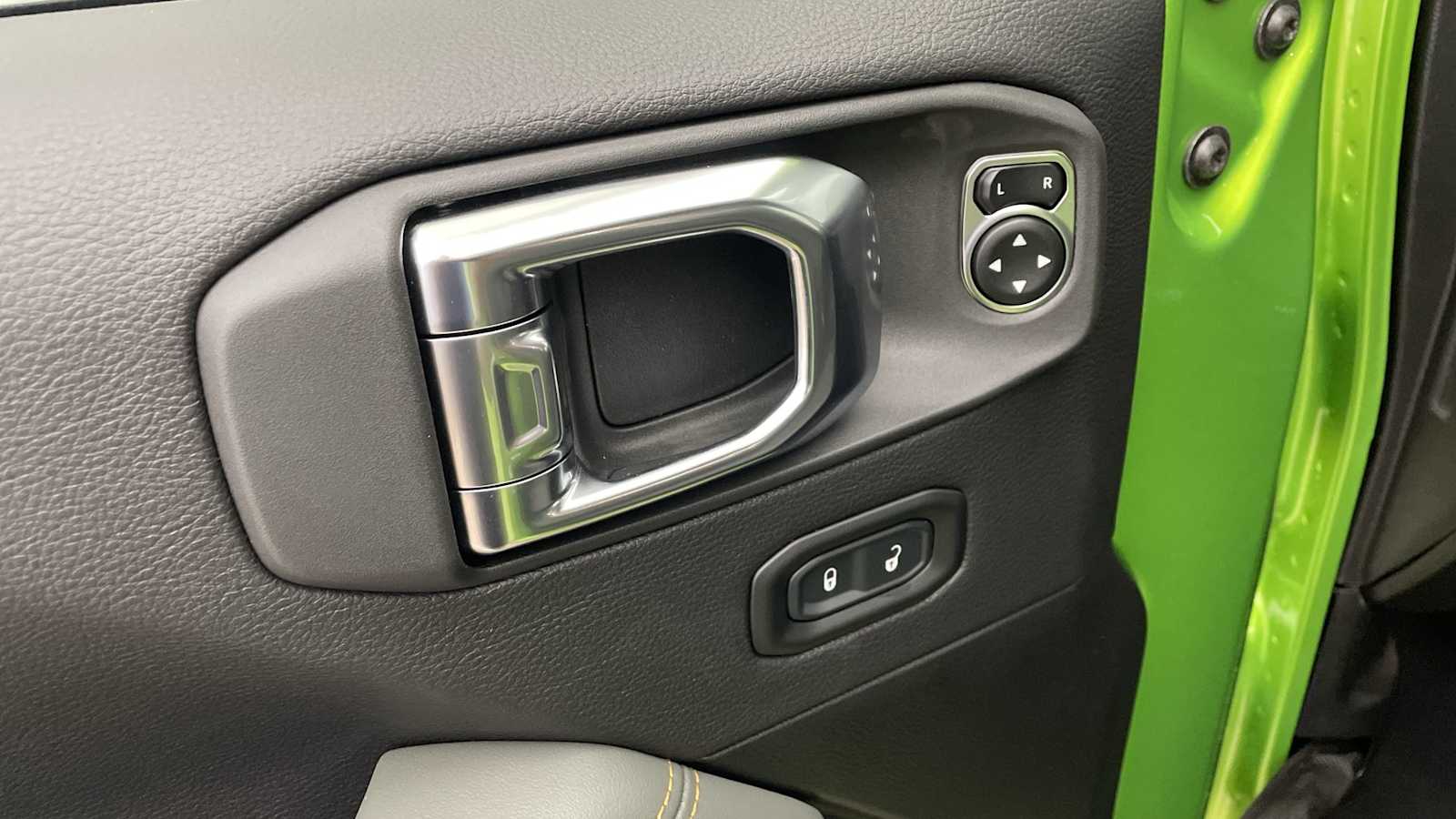 Thumbnail: 2025 Jeep Gladiator - 7