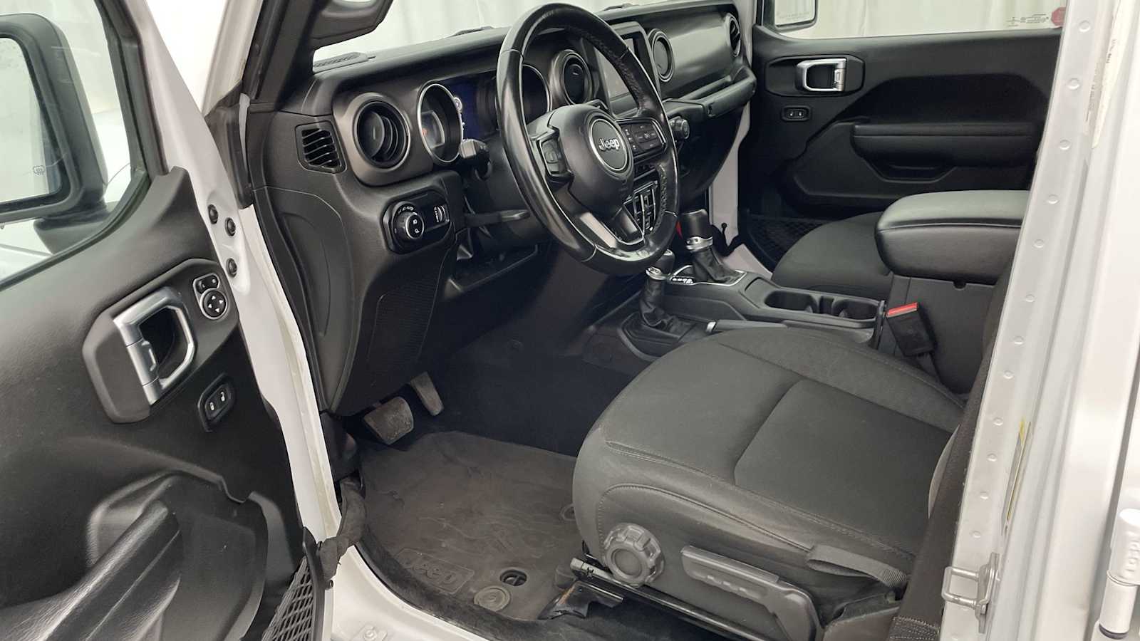 Thumbnail: 2023 Jeep Gladiator - 2