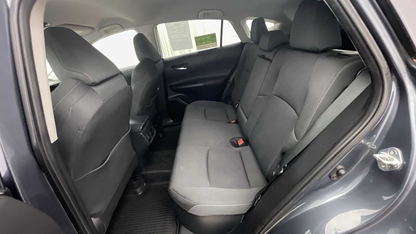 Thumbnail: 2023 Toyota Venza - 8