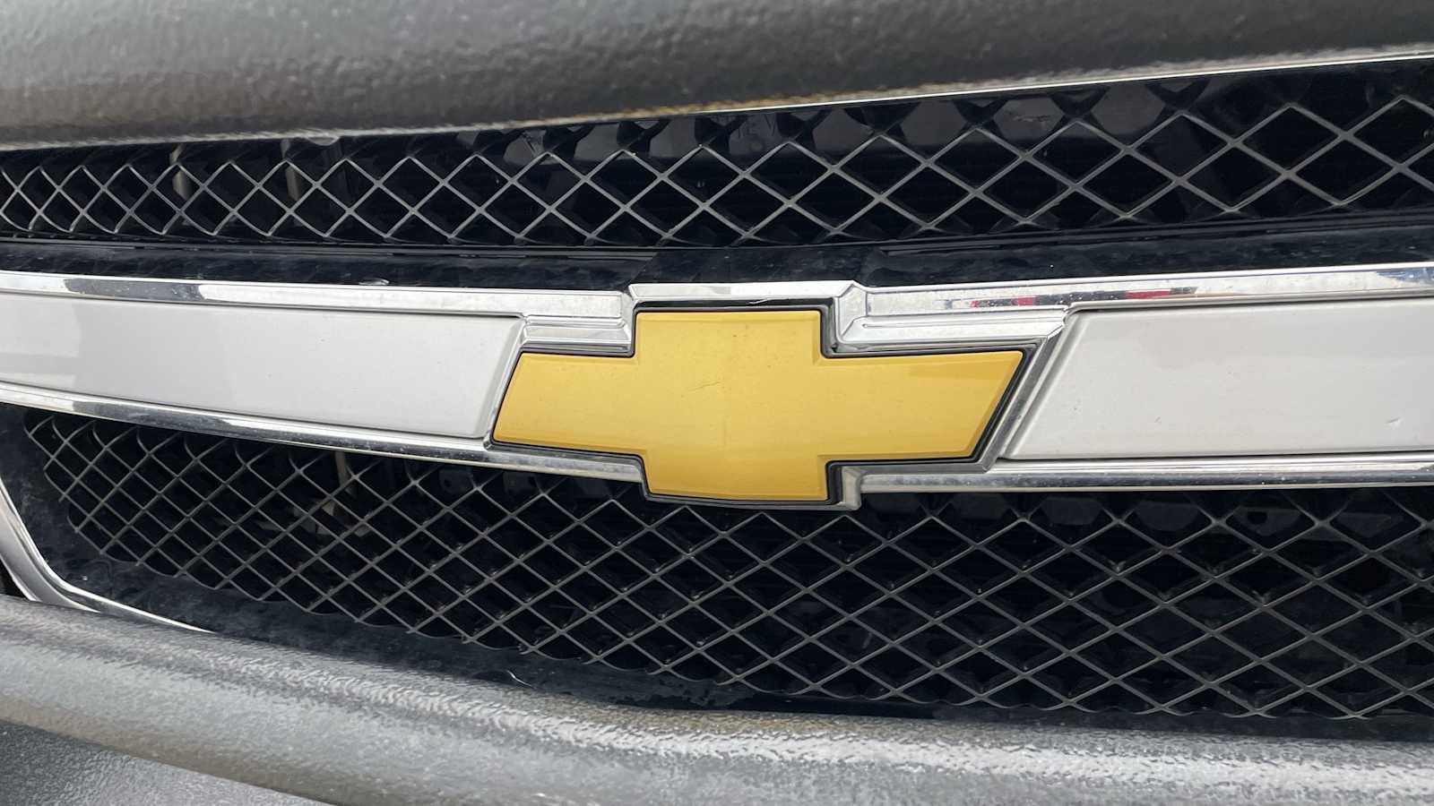 Thumbnail: 2014 Chevrolet Suburban - 41