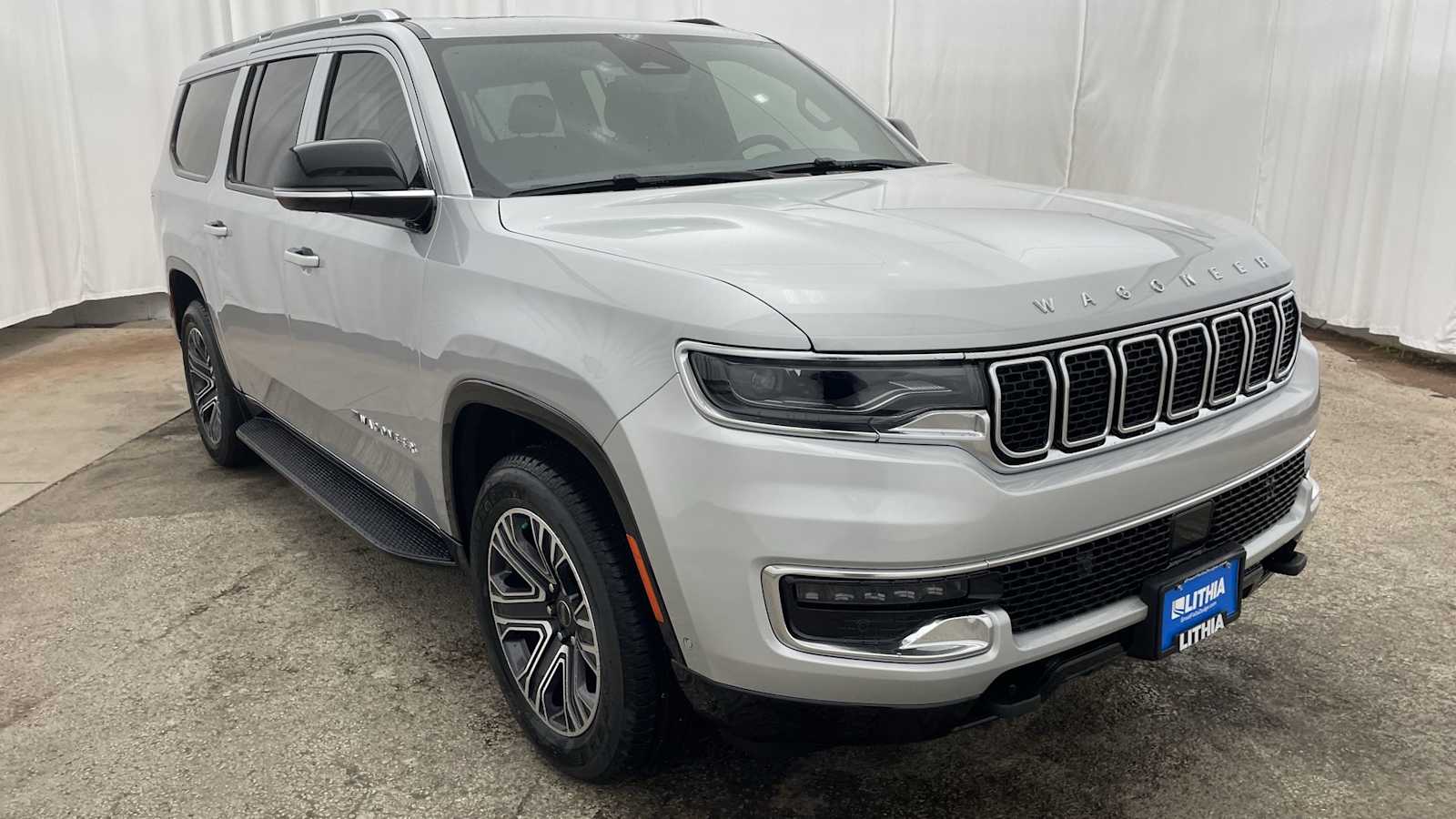 Thumbnail: 2025 Jeep Wagoneer - 39