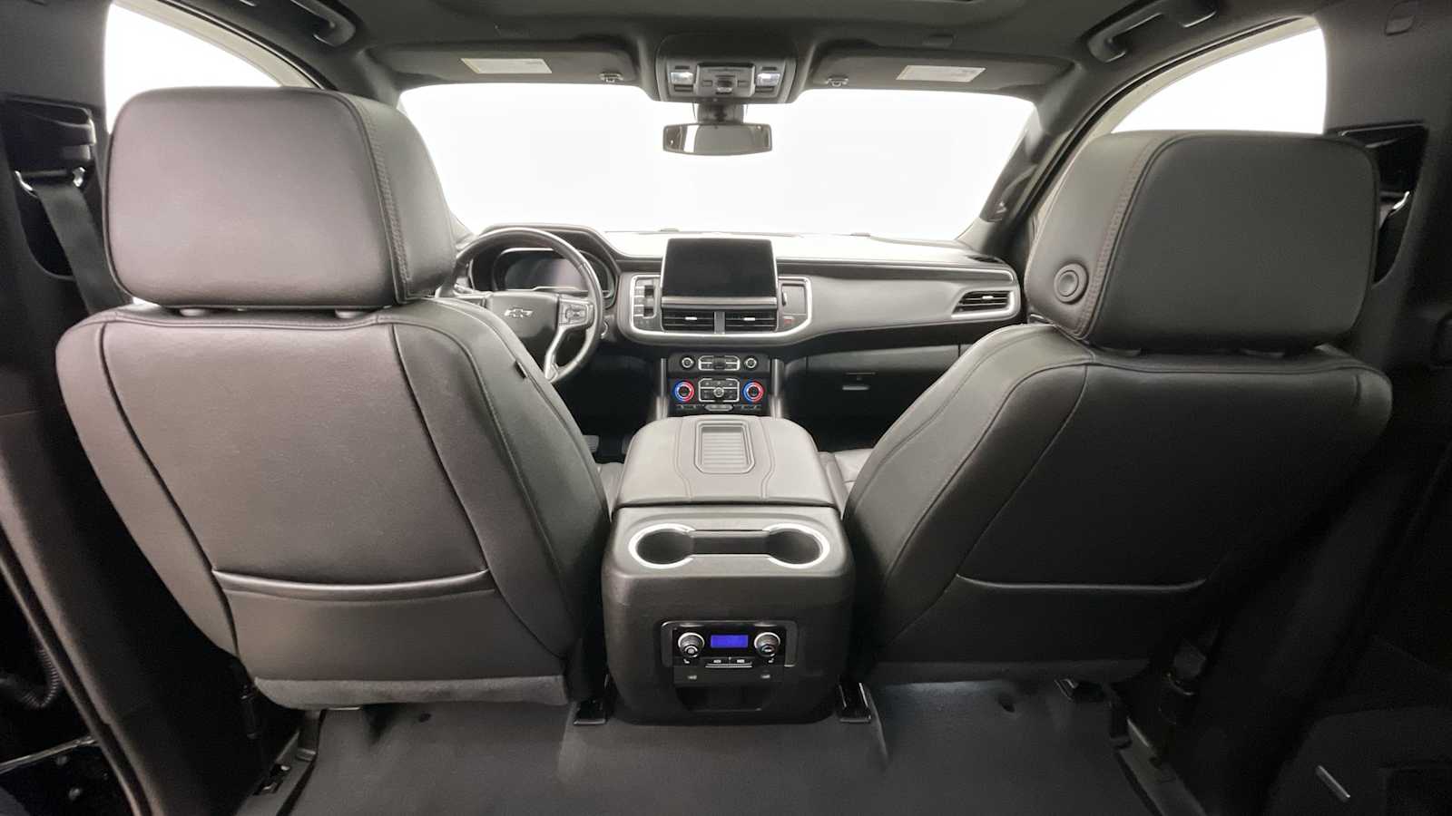 Thumbnail: 2022 Chevrolet Suburban - 8