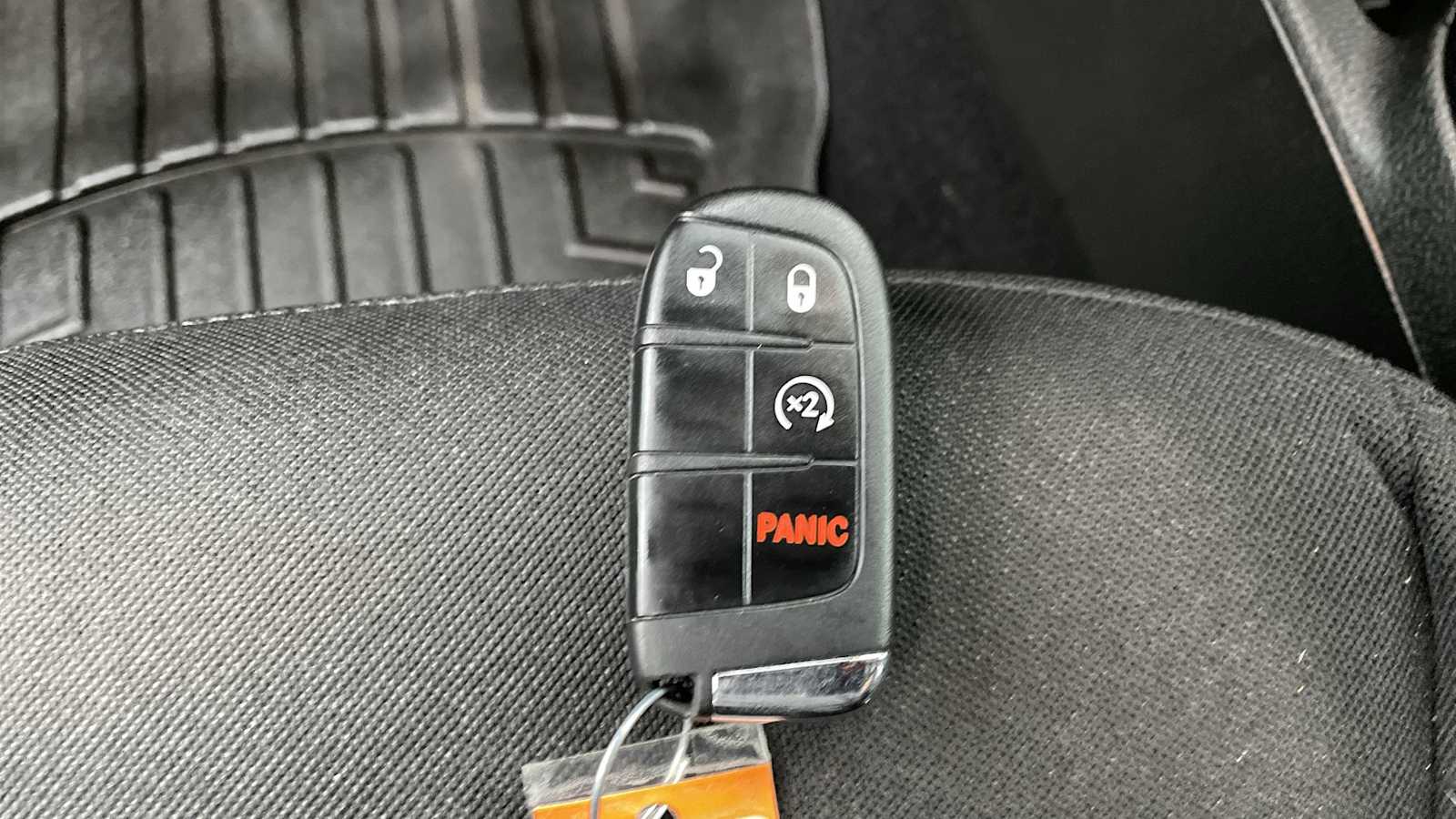 Thumbnail: 2022 Jeep Renegade - 22