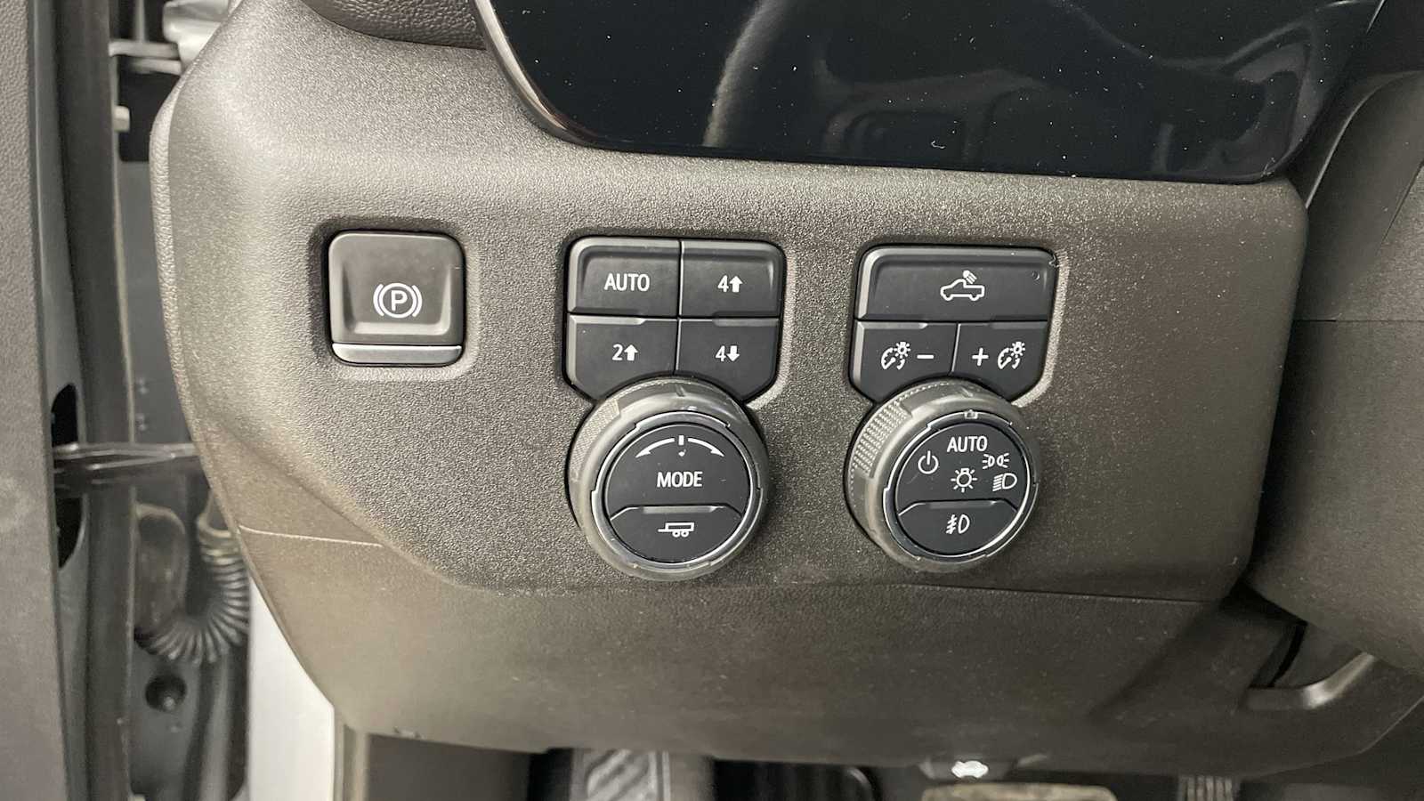 Thumbnail: 2024 Chevrolet Silverado 1500 - 25