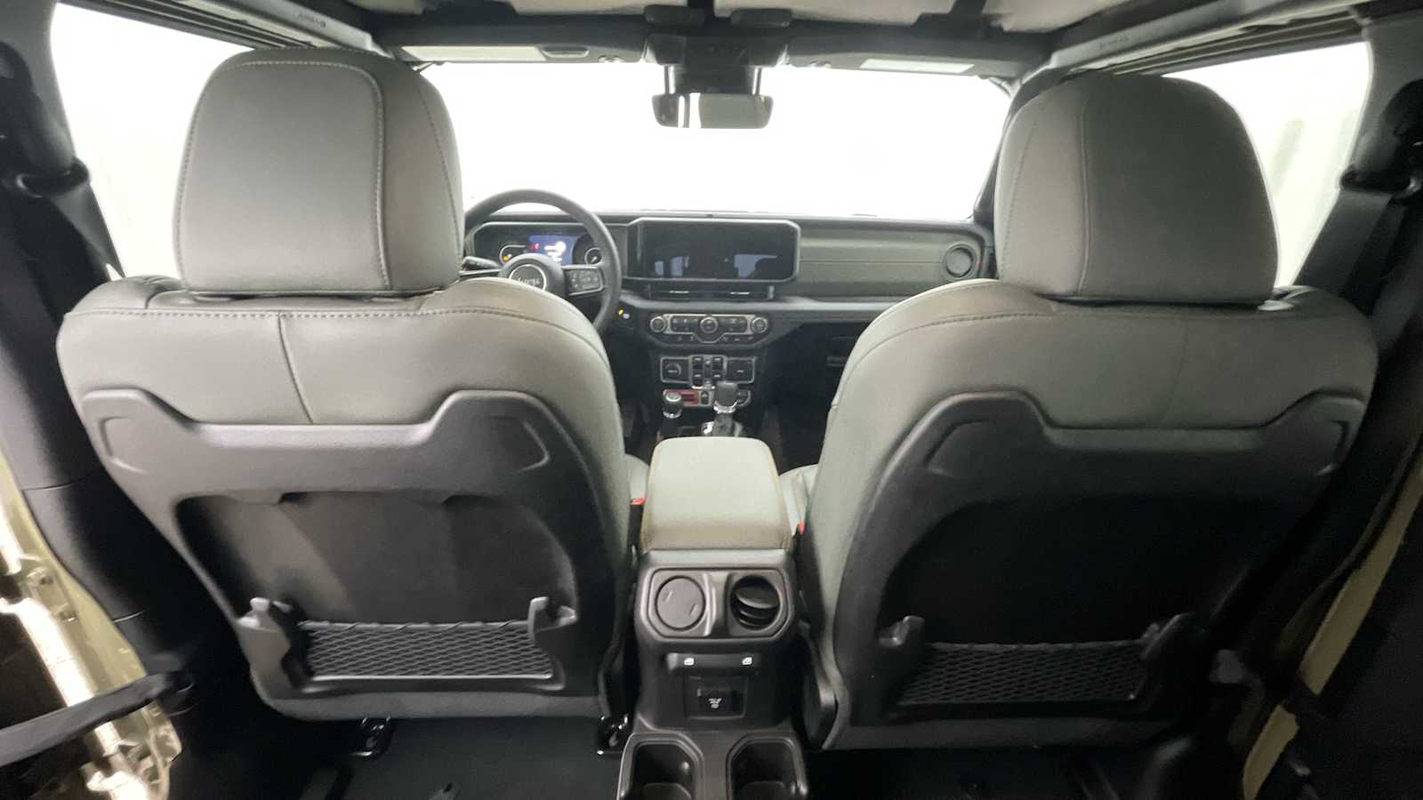 Thumbnail: 2025 Jeep Gladiator - 8