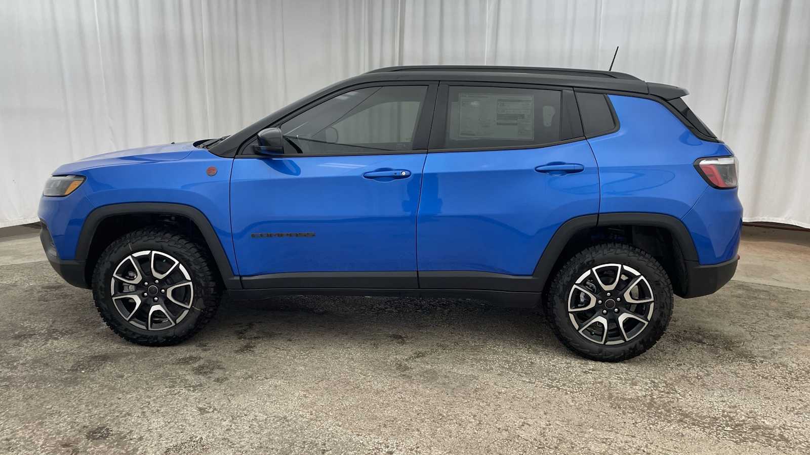 Thumbnail: 2026 Jeep Compass - 29