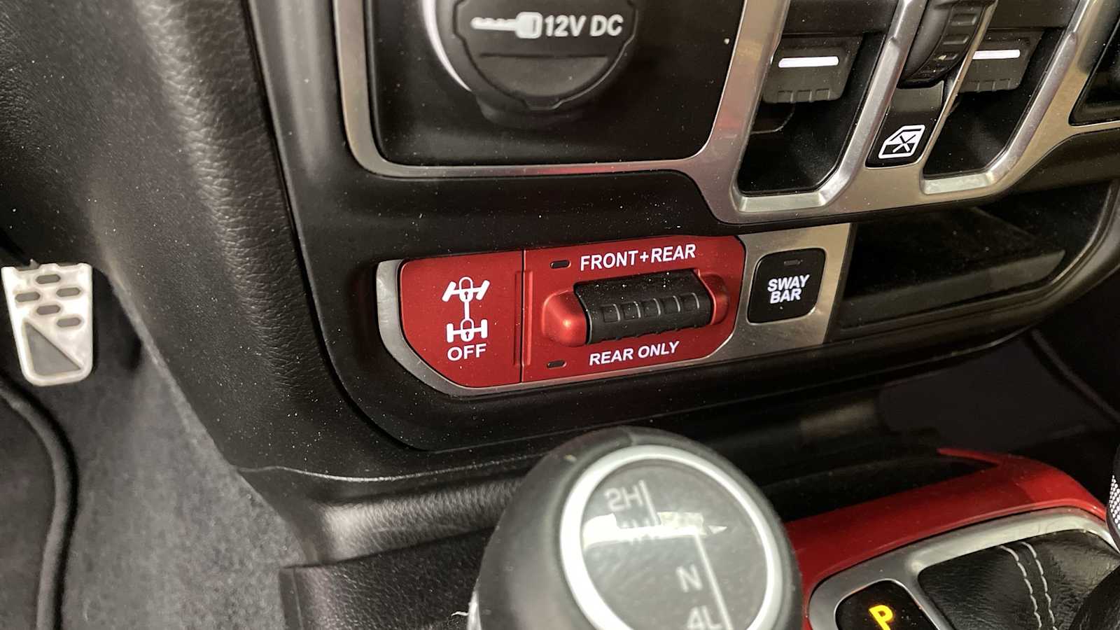 Thumbnail: 2020 Jeep Wrangler - 24