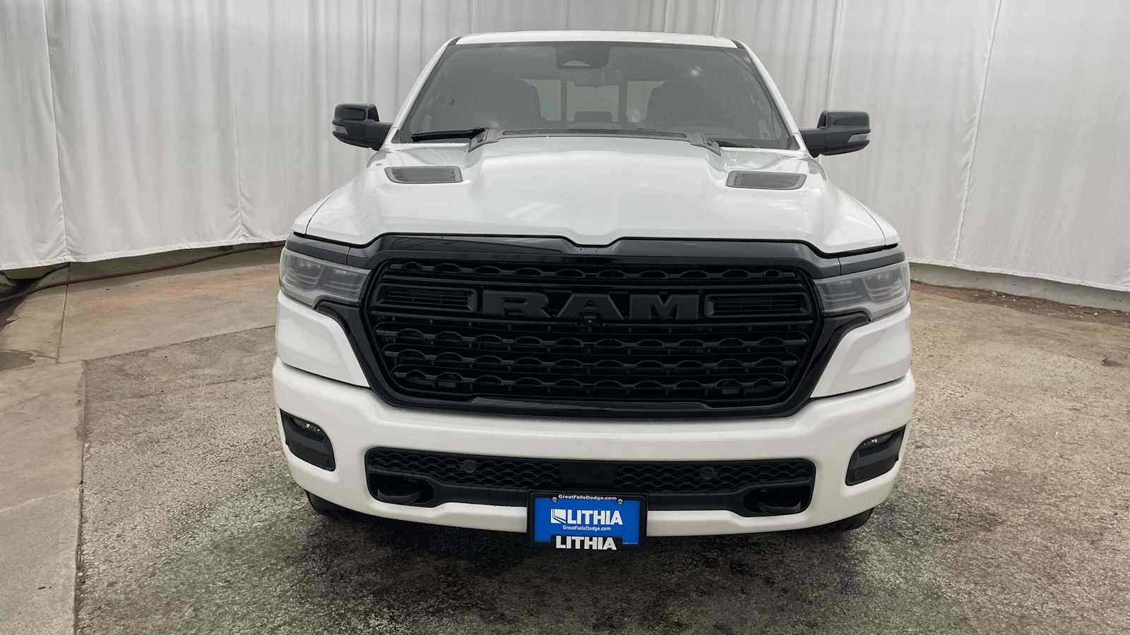 Thumbnail: 2026 RAM 1500 - 40