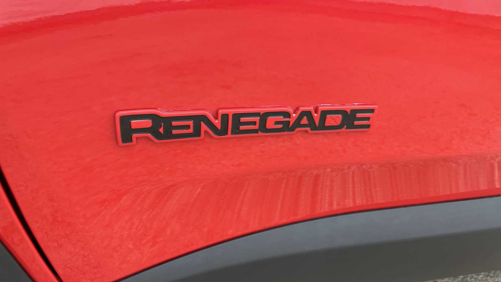 Thumbnail: 2022 Jeep Renegade - 39