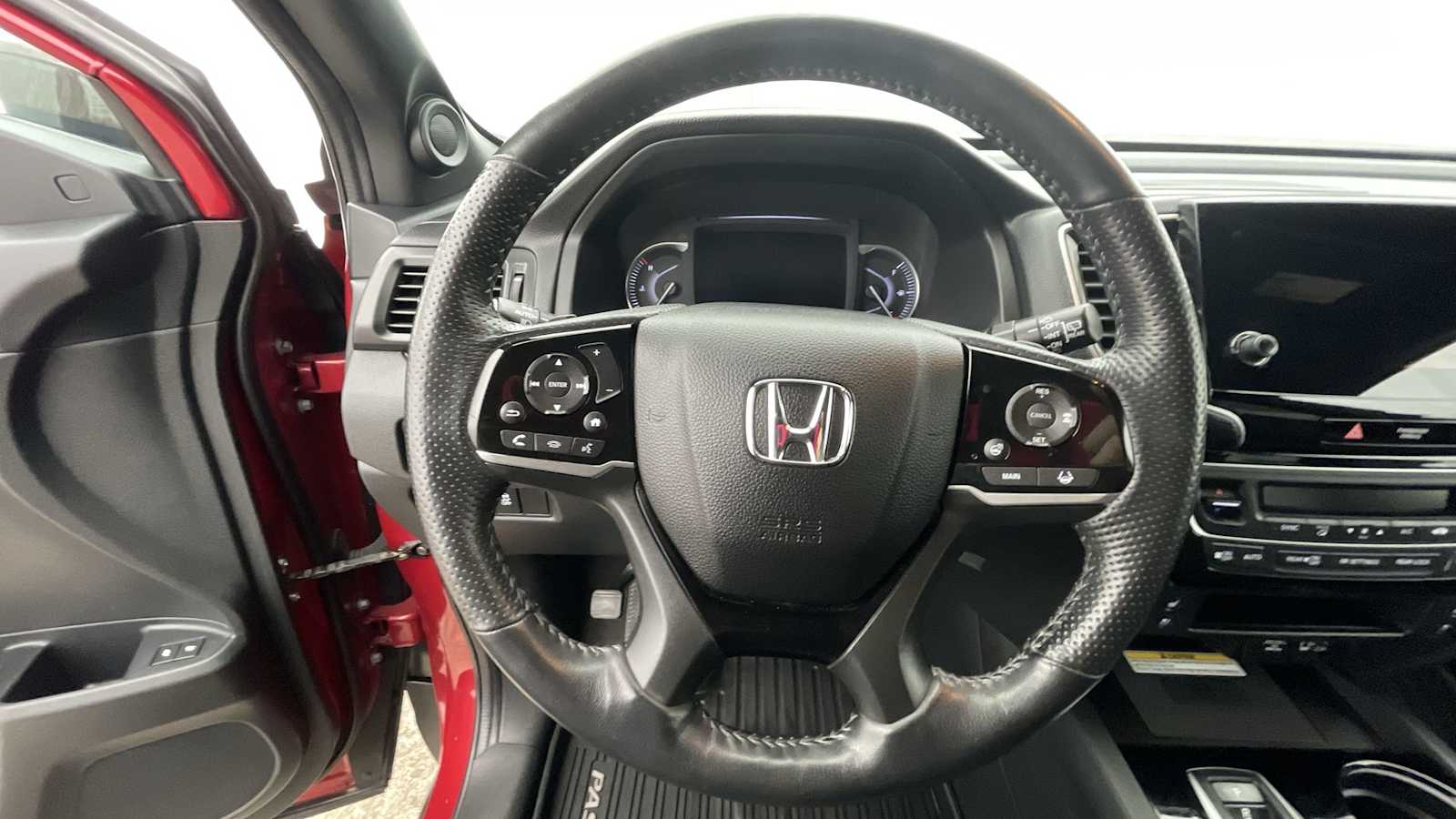 Thumbnail: 2022 Honda Passport - 13