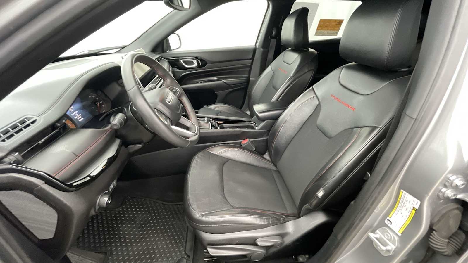 Thumbnail: 2023 Jeep Compass - 5