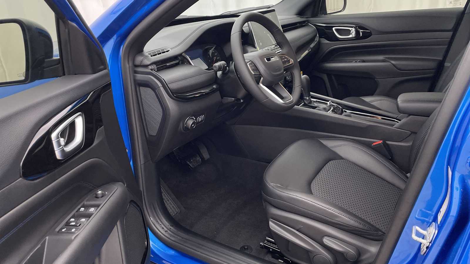 Thumbnail: 2026 Jeep Compass - 2