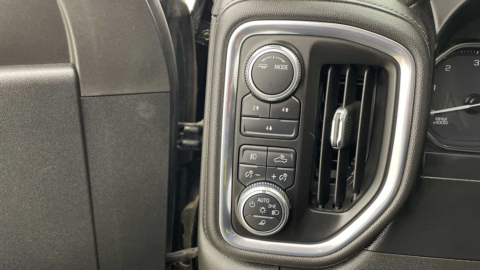 Thumbnail: 2022 GMC Sierra 2500 - 23