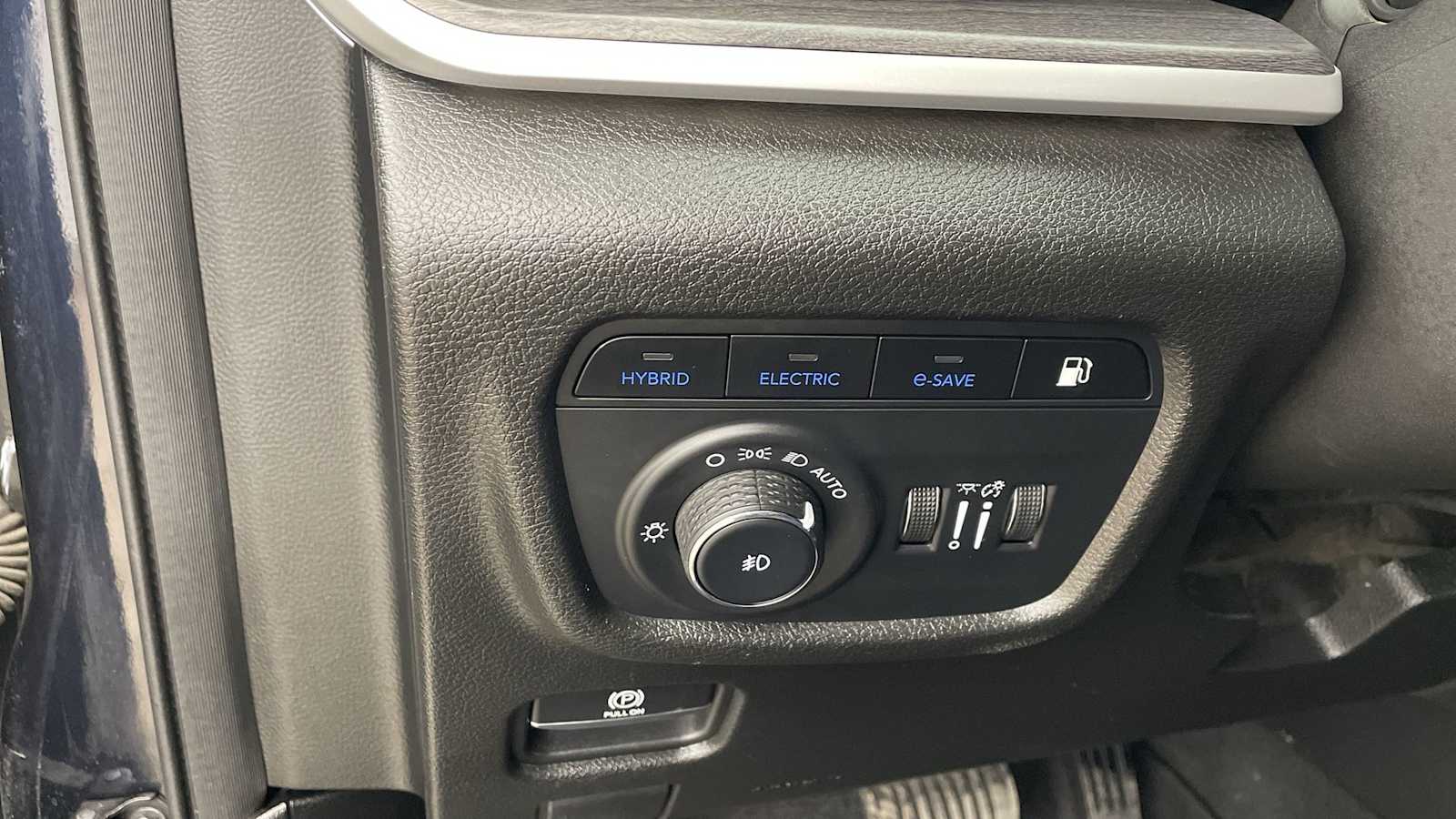 Thumbnail: 2022 Jeep Grand Cherokee - 28