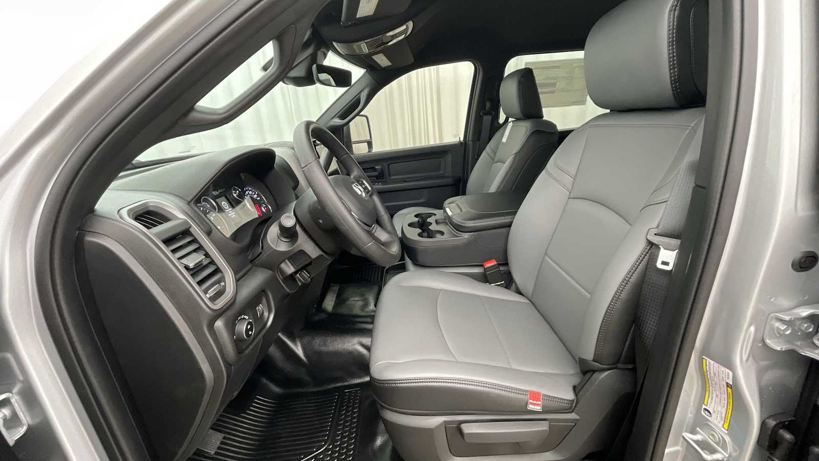 Thumbnail: 2026 RAM 3500 - 6