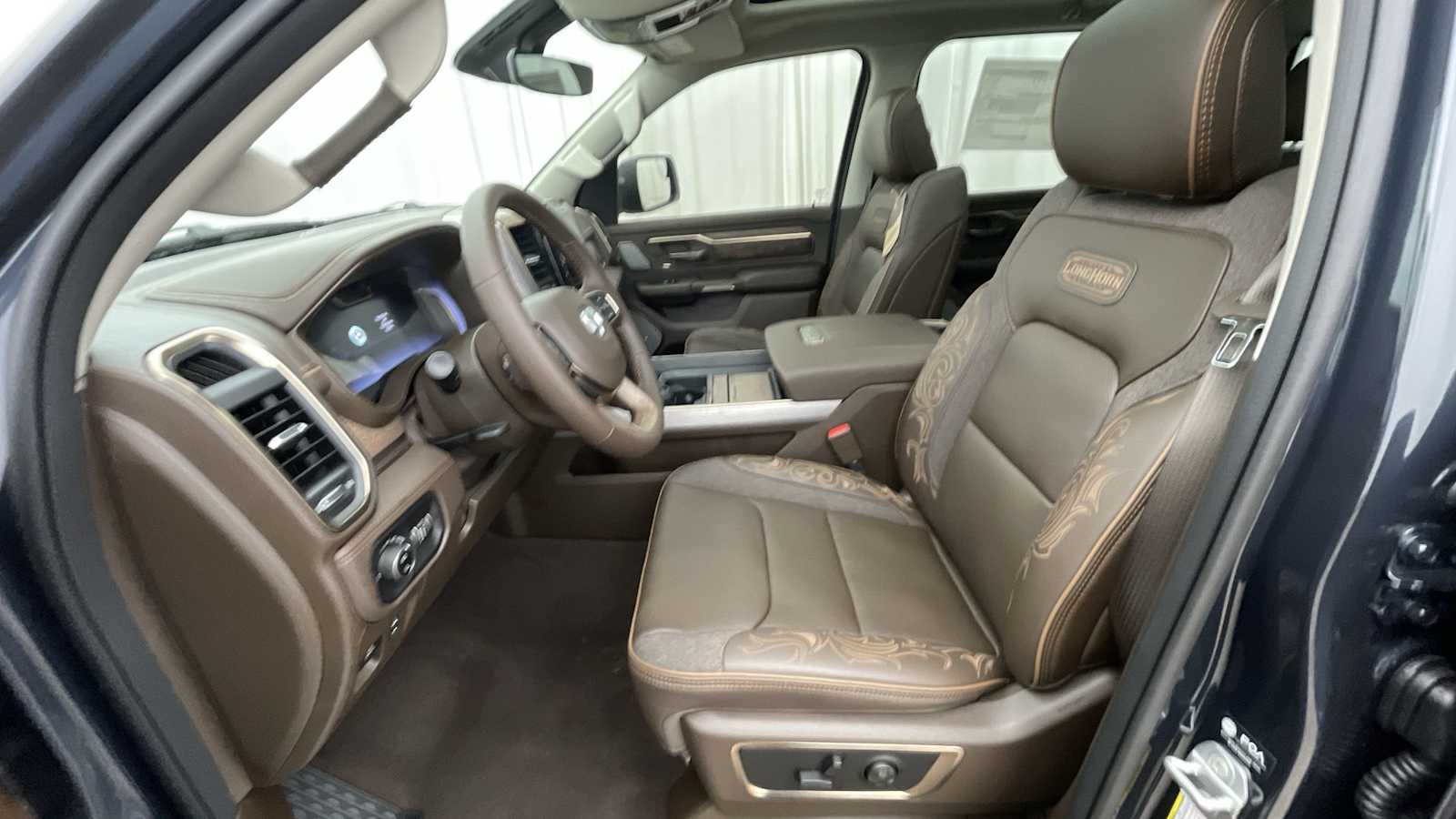 Thumbnail: 2026 RAM 1500 - 6