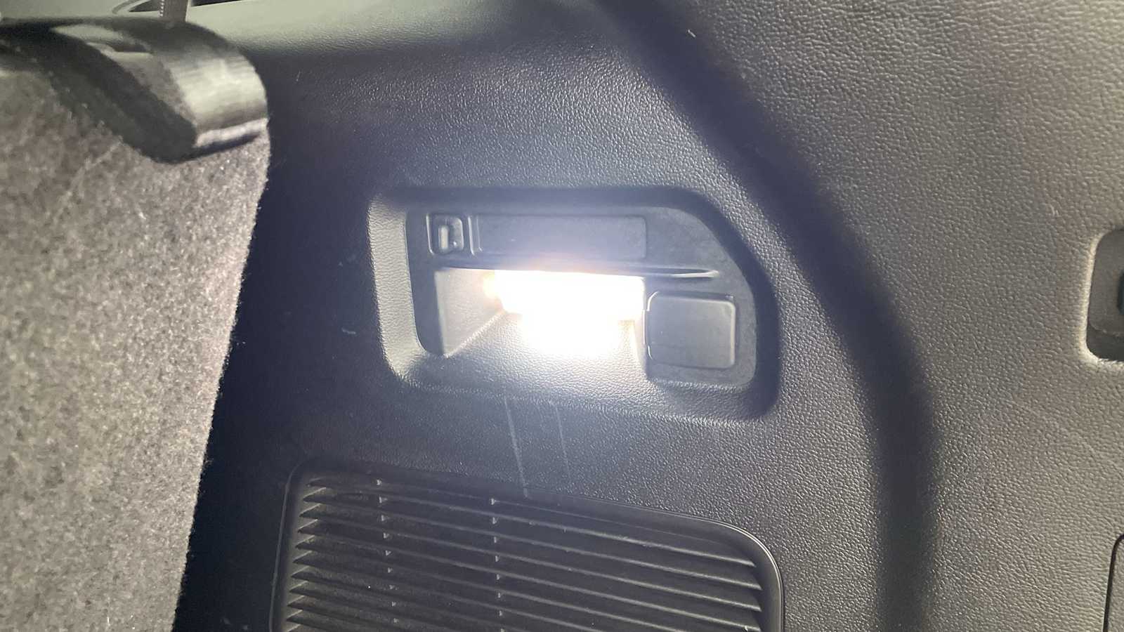 Thumbnail: 2022 Ford Explorer - 24