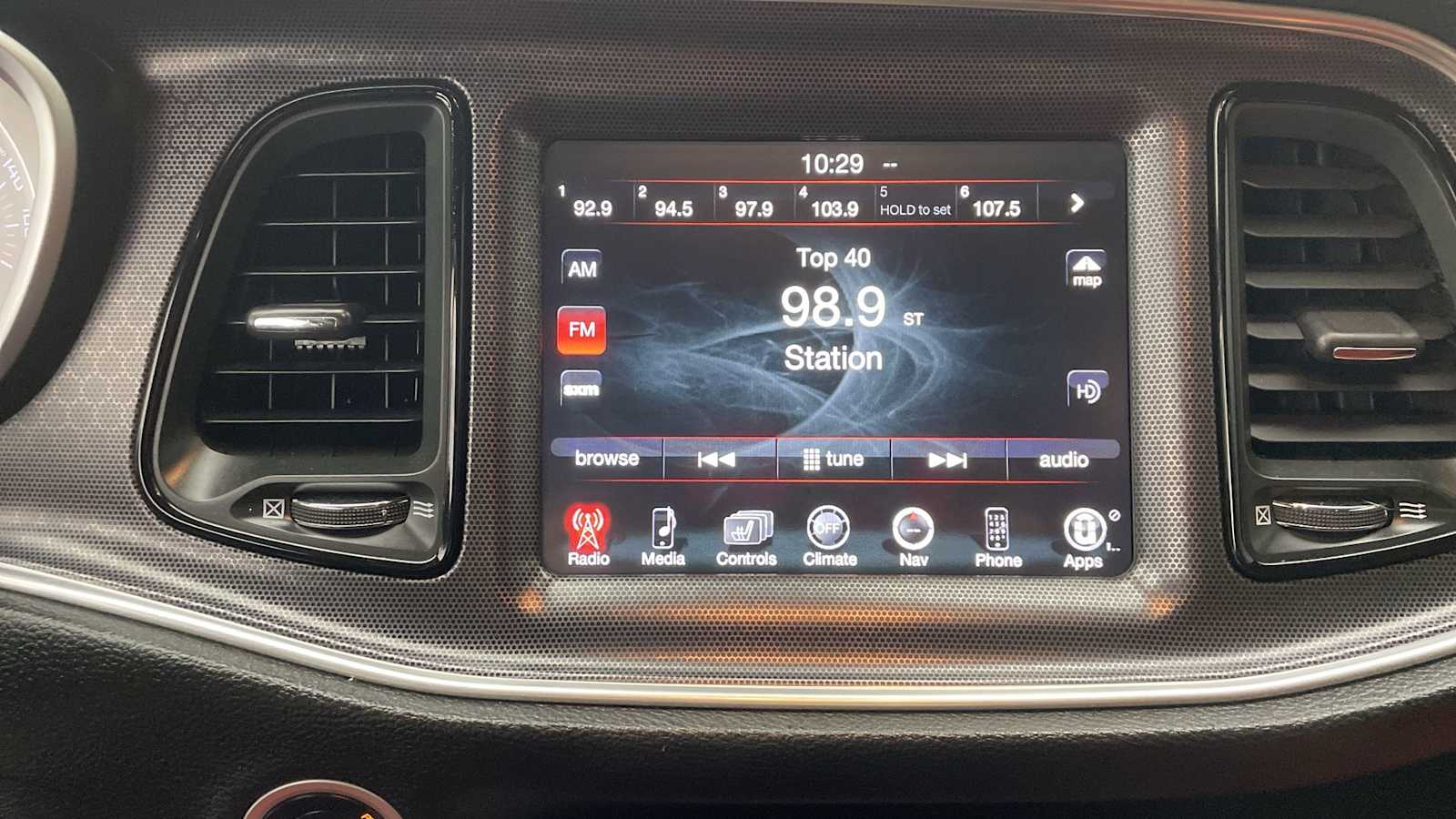 Thumbnail: 2015 Dodge Challenger - 17