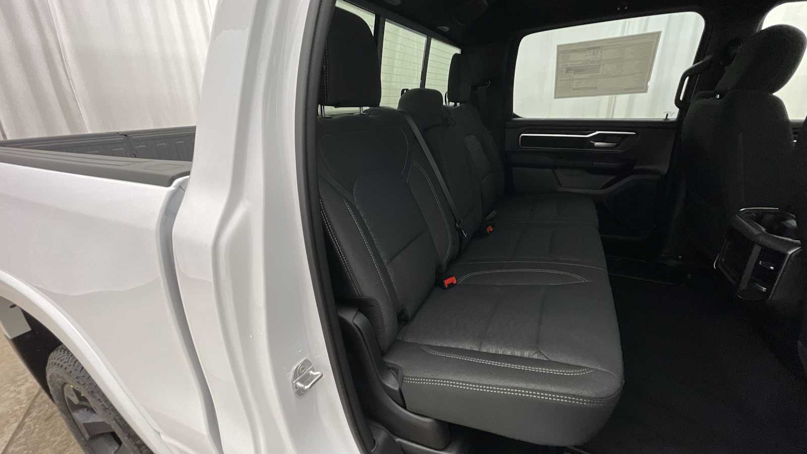 Thumbnail: 2026 RAM 1500 - 9