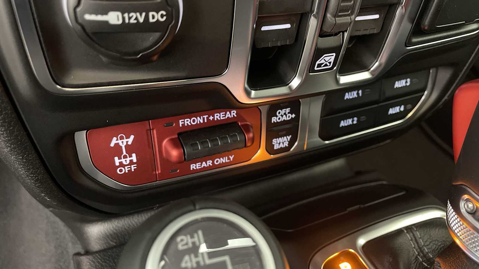 Thumbnail: 2026 Jeep Gladiator - 25