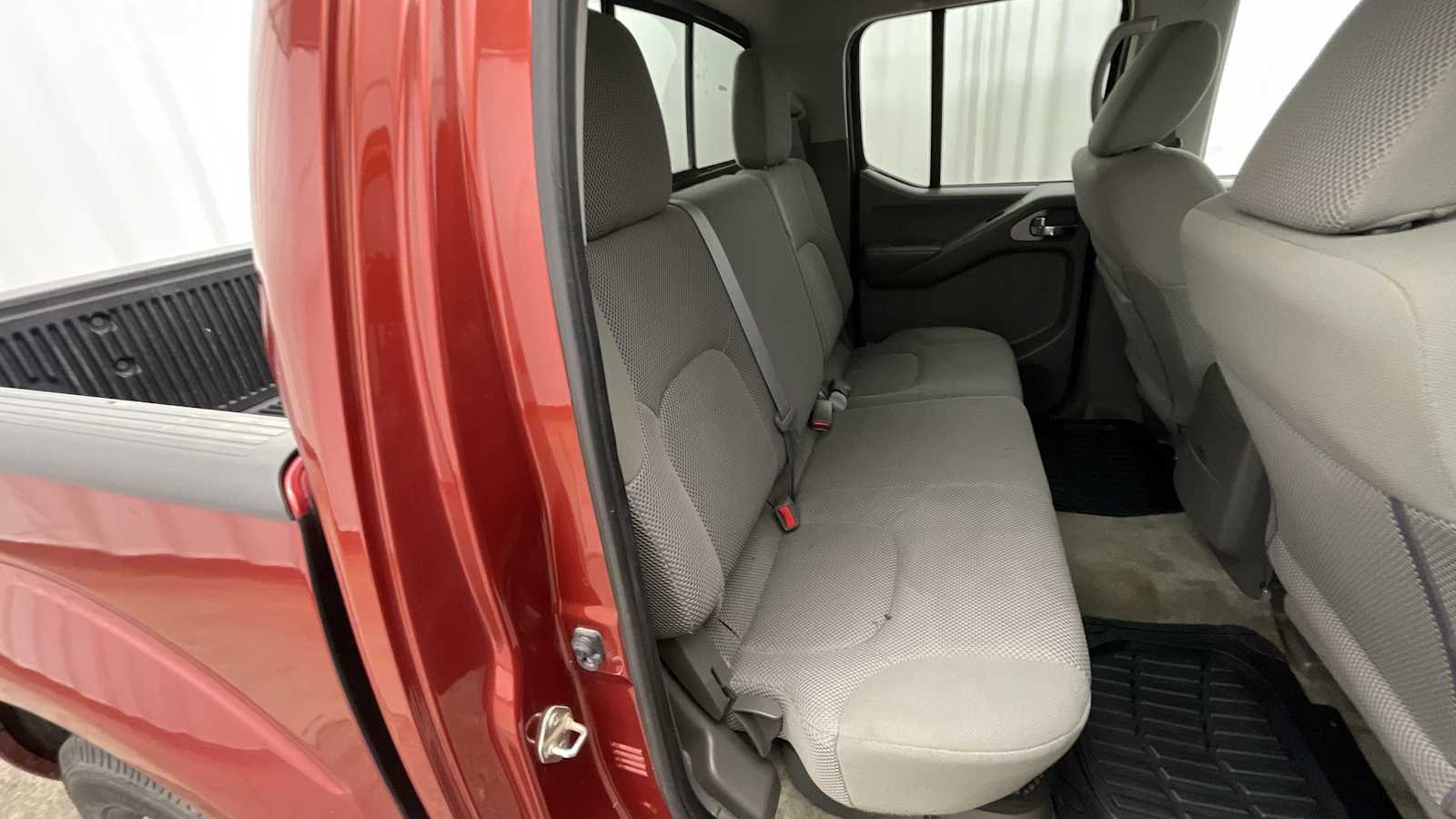 Thumbnail: 2016 Nissan Frontier - 8