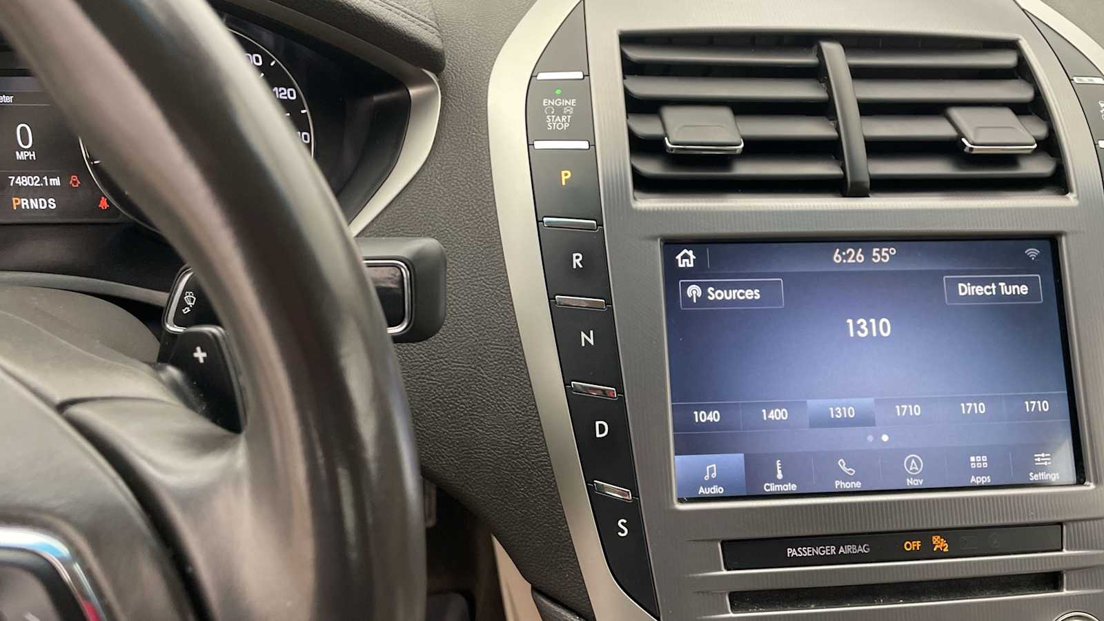 Thumbnail: 2020 Lincoln MKZ - 21