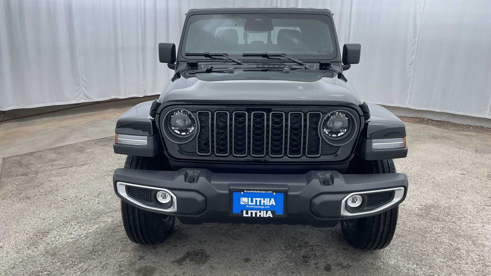 Thumbnail: 2026 Jeep Gladiator - 37