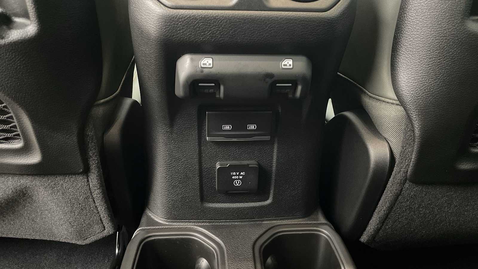 Thumbnail: 2025 Jeep Gladiator - 27