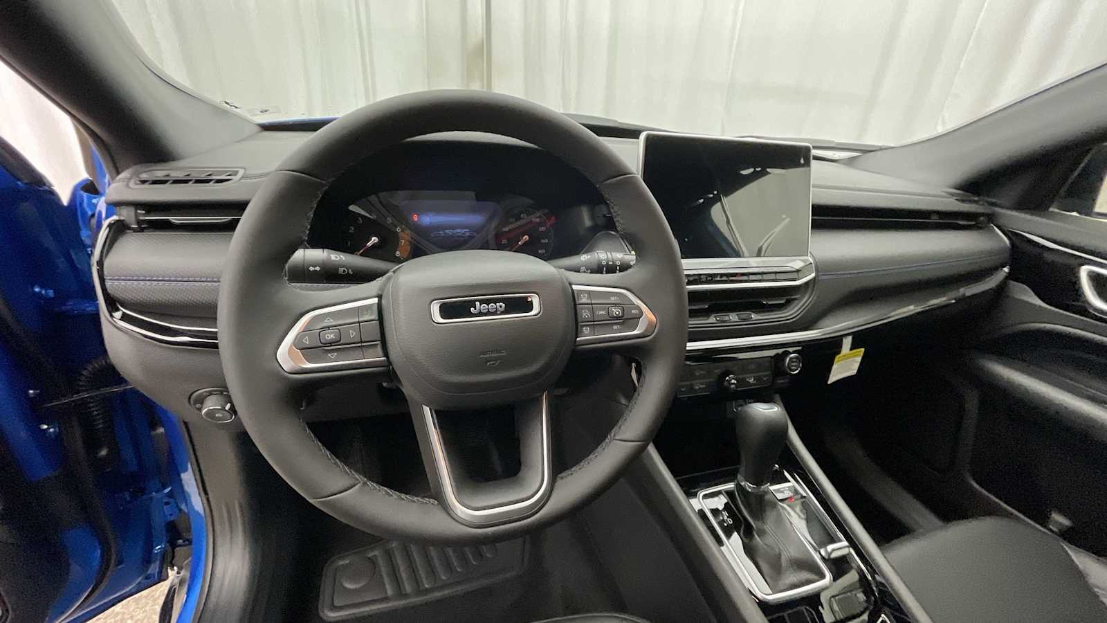 Thumbnail: 2026 Jeep Compass - 3