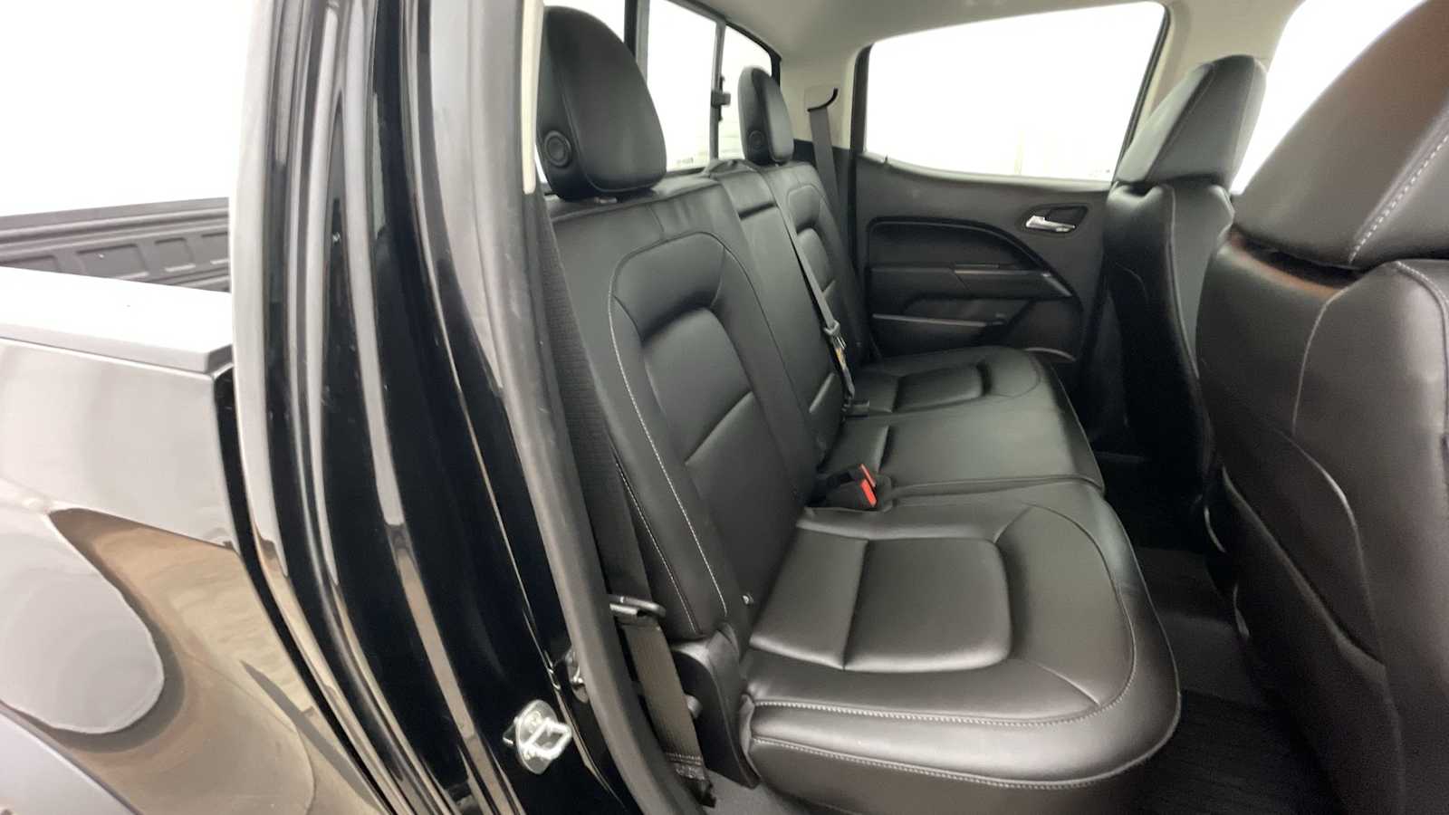 Thumbnail: 2022 Chevrolet Colorado - 10