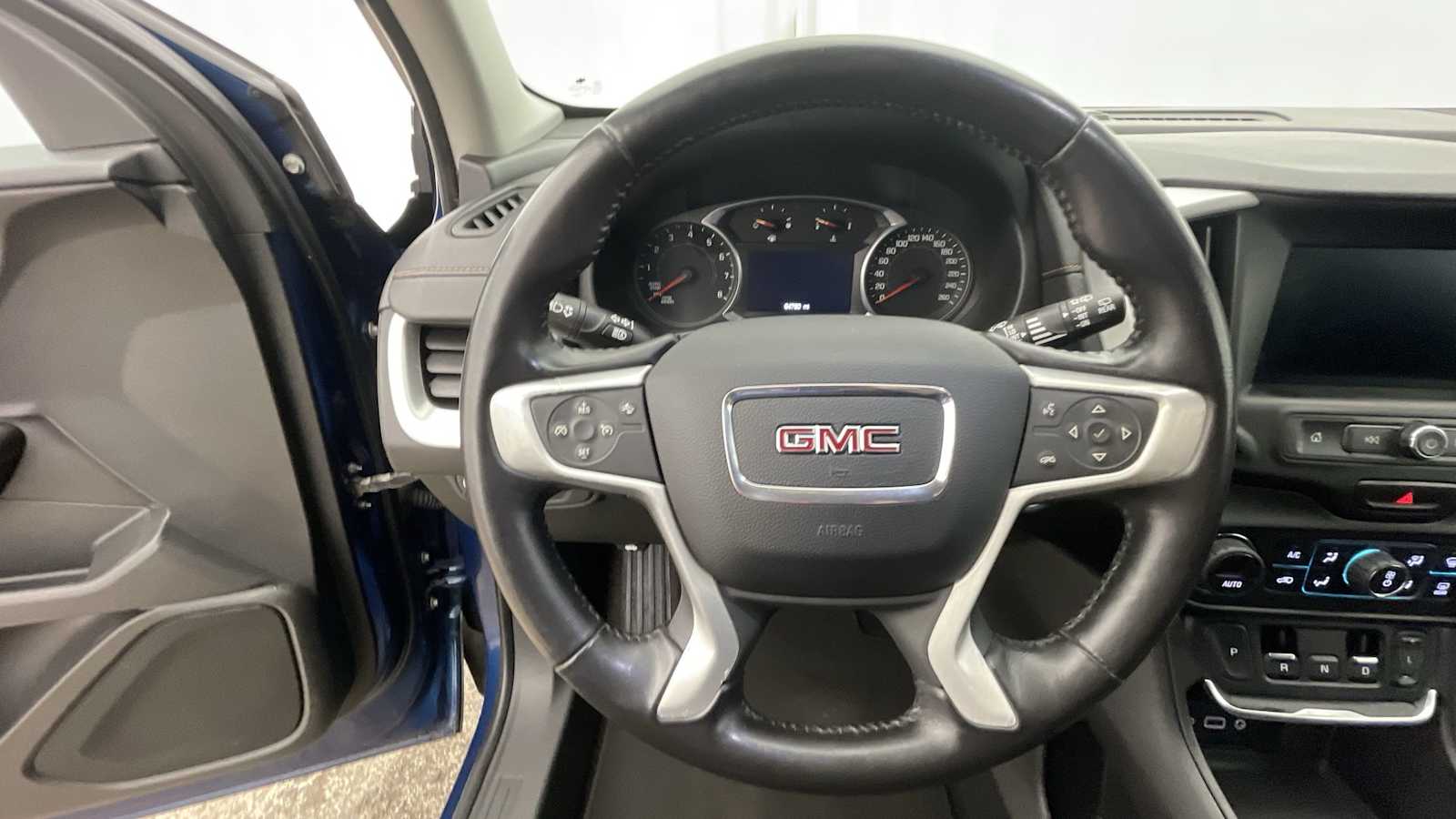 Thumbnail: 2020 GMC Terrain - 11