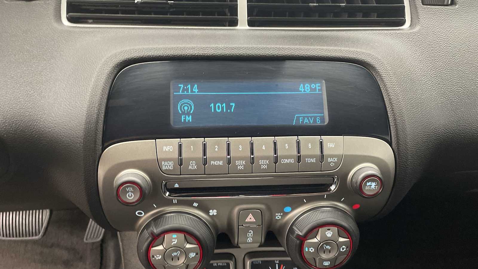 Thumbnail: 2011 Chevrolet Camaro - 17