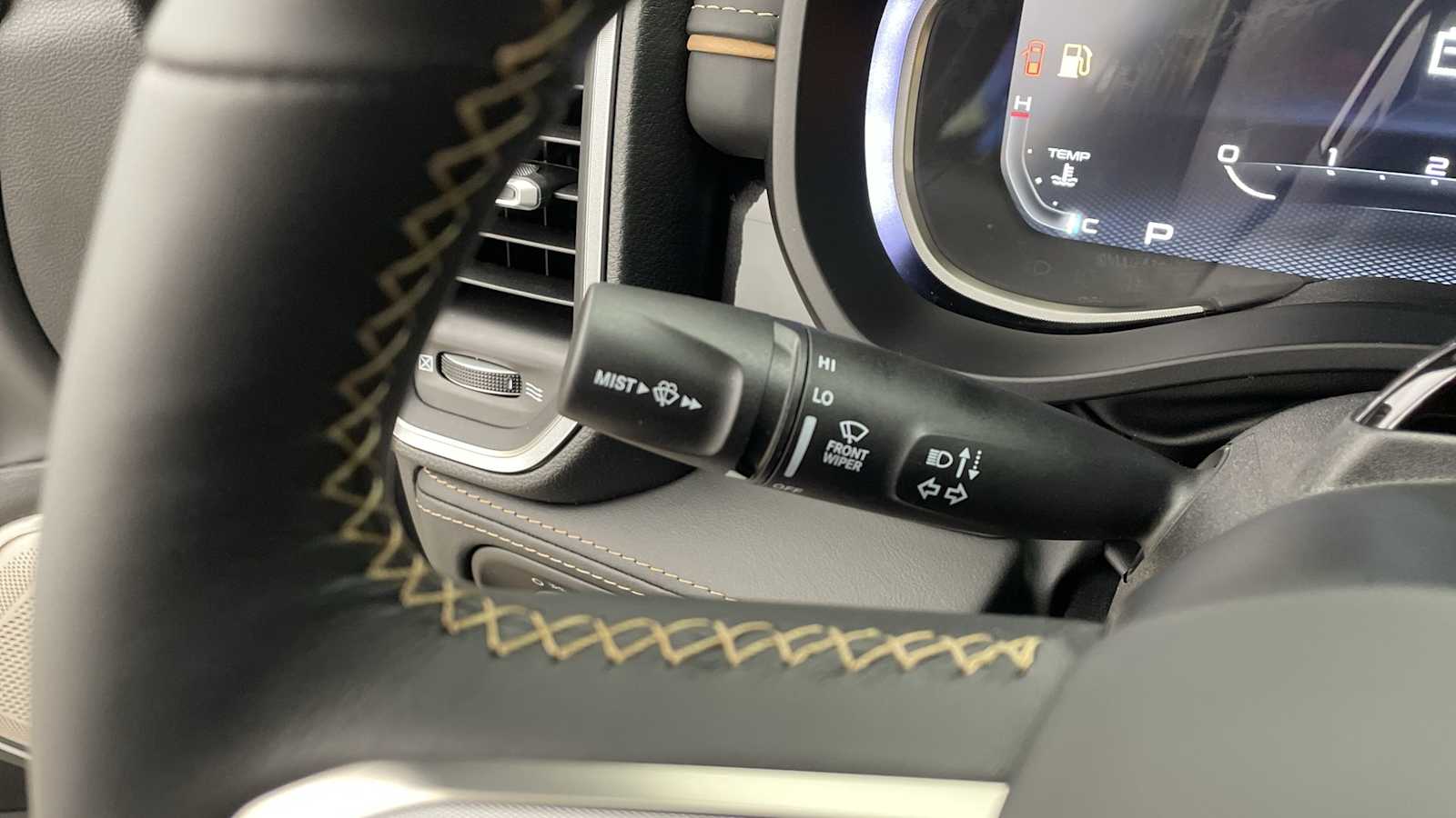 Thumbnail: 2026 RAM 1500 - 17