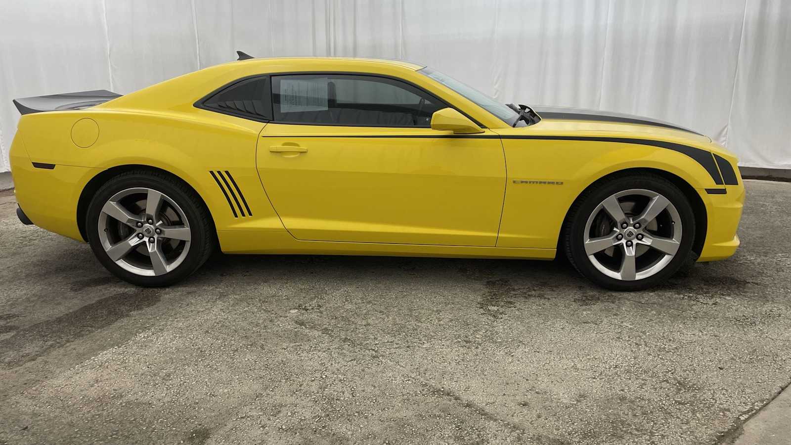 Thumbnail: 2011 Chevrolet Camaro - 33