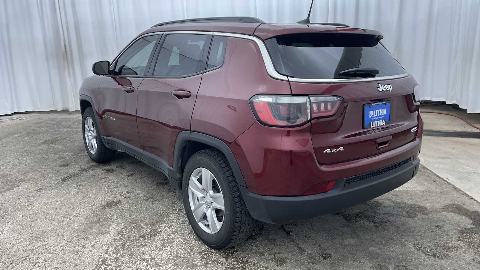 Thumbnail: 2022 Jeep Compass - 31