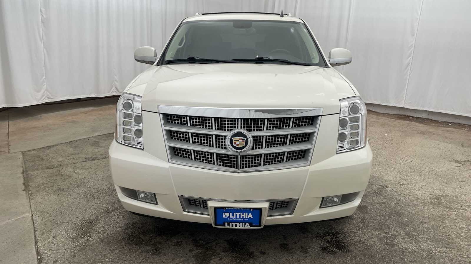 Thumbnail: 2013 Cadillac Escalade - 39